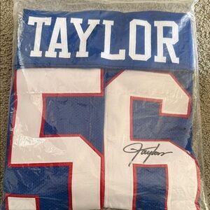 Lawrence Taylor signed Jersey certified by Beckett New York Giants